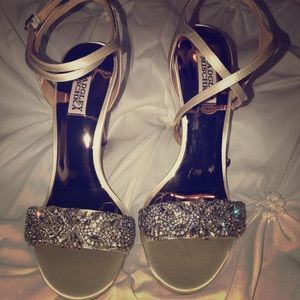 Badgley Mischka  Hailey Ivory 8.5 Brand New